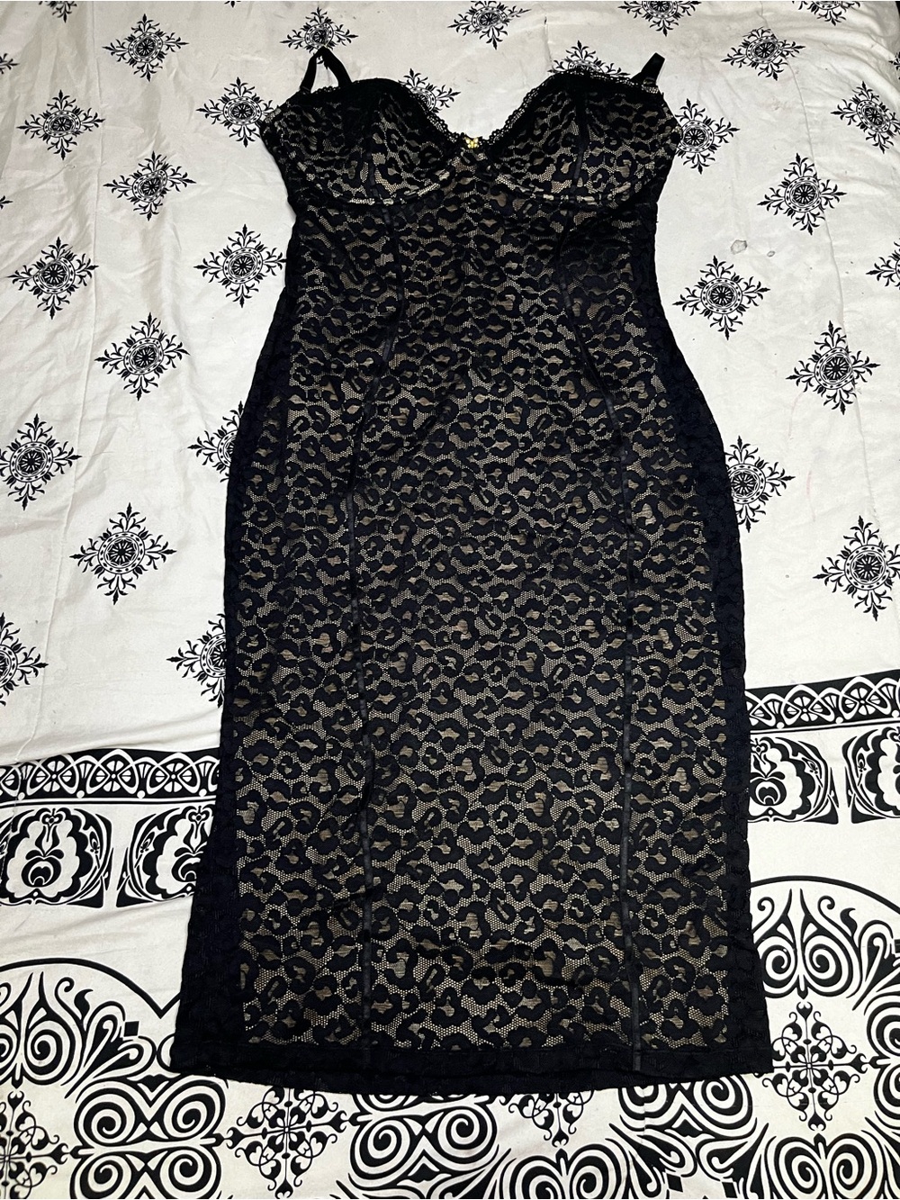 Figure-Flattering Black Lace Midi Dress with Nude Underlay